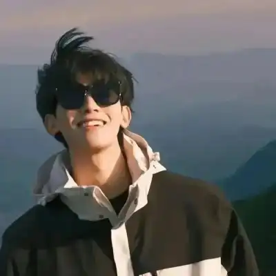 闻皎月 闻皎月